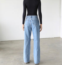 Load image into Gallery viewer, Everly Distressed Wide Leg Denim Jeans