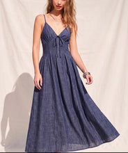 Load image into Gallery viewer, Melina Chambray Denim Midi Dress
