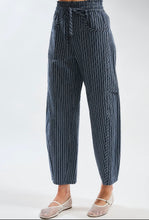 Load image into Gallery viewer, Pinstripe High Rise Barrel Leg Pants
