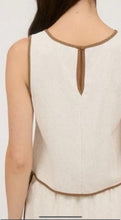 Load image into Gallery viewer, Brooke Linen Contrast Piping Tank
