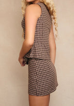 Load image into Gallery viewer, Plaid About You Button Up Split Vest
