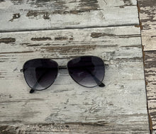 Load image into Gallery viewer, Classic Frame Aviator Sunglasses Available In Four Colors
