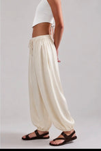 Load image into Gallery viewer, Ivory Harem Satin Balloon Pants

