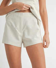 Load image into Gallery viewer, Khloe Linen Shorts

