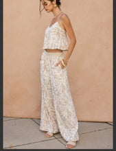 Load image into Gallery viewer, Seashore Knit Waist Pull On Pants
