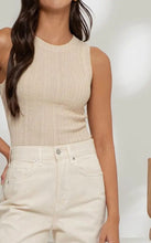Load image into Gallery viewer, Mara Round Neck Sleeveless Sweater
