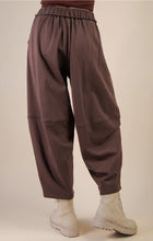 Load image into Gallery viewer, Braid Waist Loose Fit Barrel Sweat Pants
