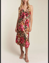 Load image into Gallery viewer, Take Me Out Floral Midi Dress
