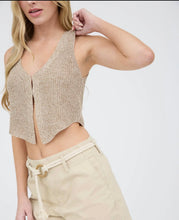 Load image into Gallery viewer, Front Hook Knit Vest 3 Colors
