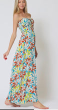 Load image into Gallery viewer, The Tropics Floral Printed Jumpsuit
