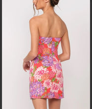 Load image into Gallery viewer, Madison Floral Mini Tube Dress
